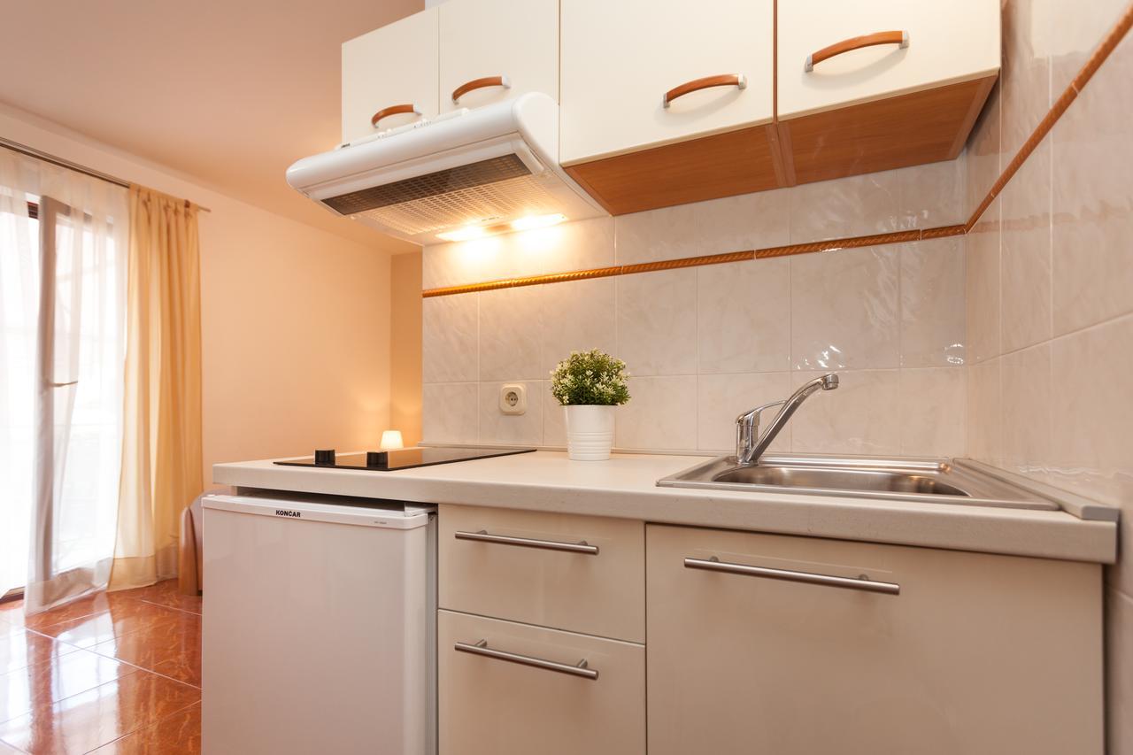 רוביני Apartments Alice מראה חיצוני תמונה